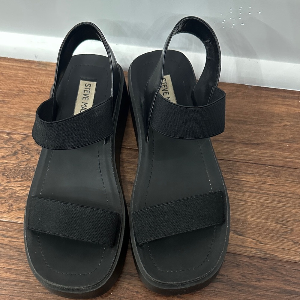 Steve Madden Black Strap Sandals - Picture 3 of 4
